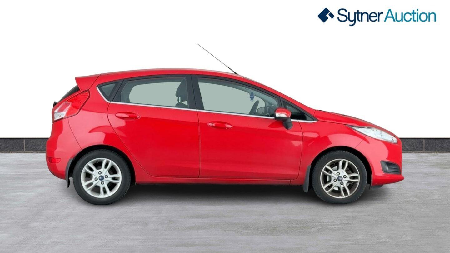 Used Ford Fiesta 2017 for sale - 76425633: Photo 2