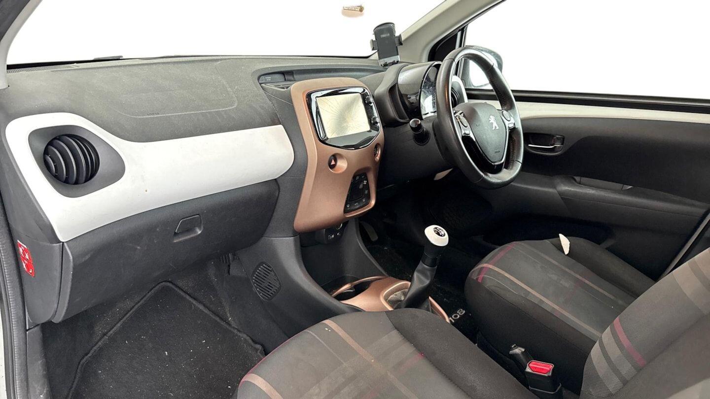 Used Peugeot 108 2014 for sale - 76349107: Photo 6