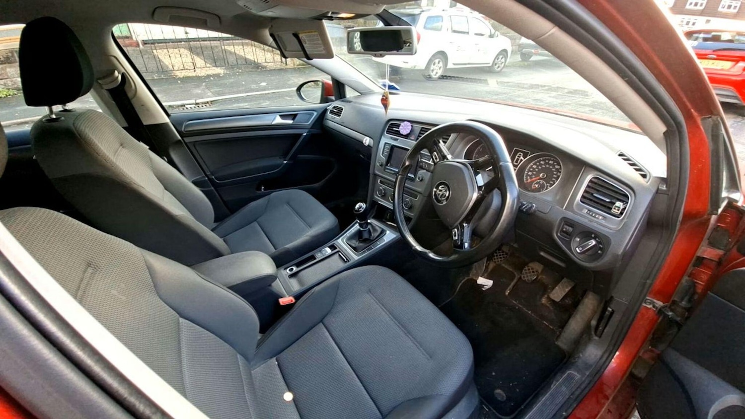 Used Volkswagen Golf 2013 for sale - 77376305: Photo 5