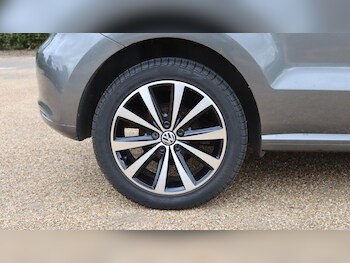 Used Volkswagen Polo 2011 for sale - 75941124: Photo