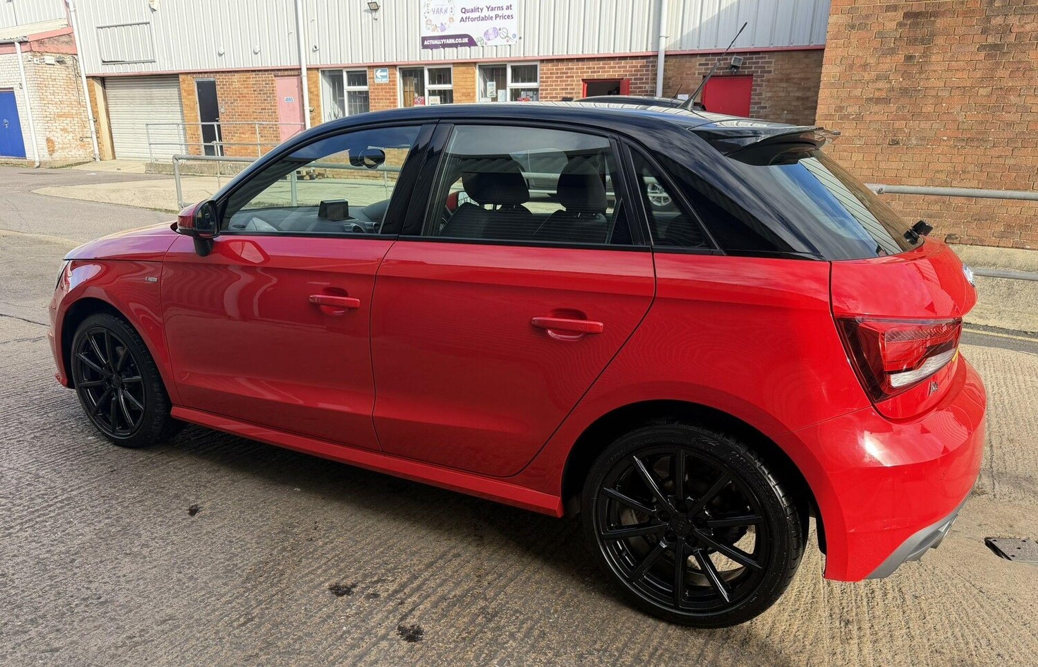 Used Audi A1 2015 for sale - 76259519: Photo 9