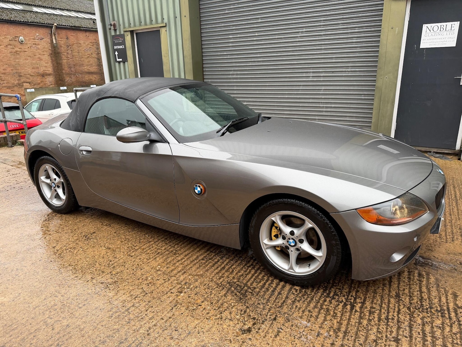 Used BMW Z4 2004 for sale - 77191011: Photo 2