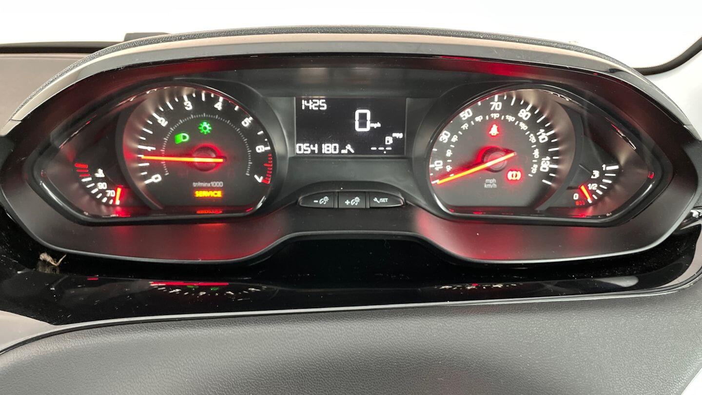Used Peugeot 208 2014 for sale - 76349336: Photo 9