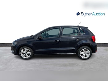 Used Volkswagen Polo 2016 for sale - 75768936: Photo