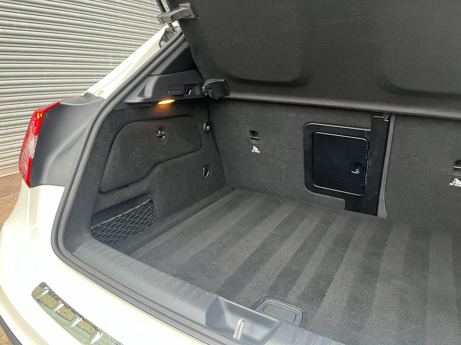 Used Mercedes-Benz GLA 2014 for sale - 76688708: Photo 33