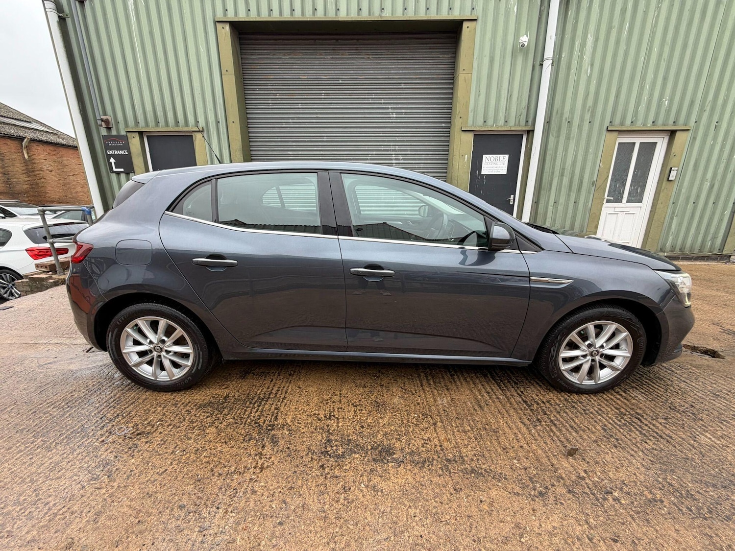 Used Renault Megane 2017 for sale - 76260019: Photo 10