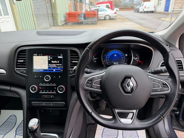 Used Renault Megane 2017 for sale - 76260019: Photo 13