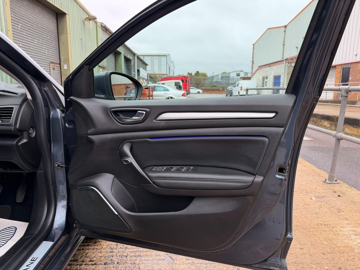 Used Renault Megane 2017 for sale - 76260019: Photo 22