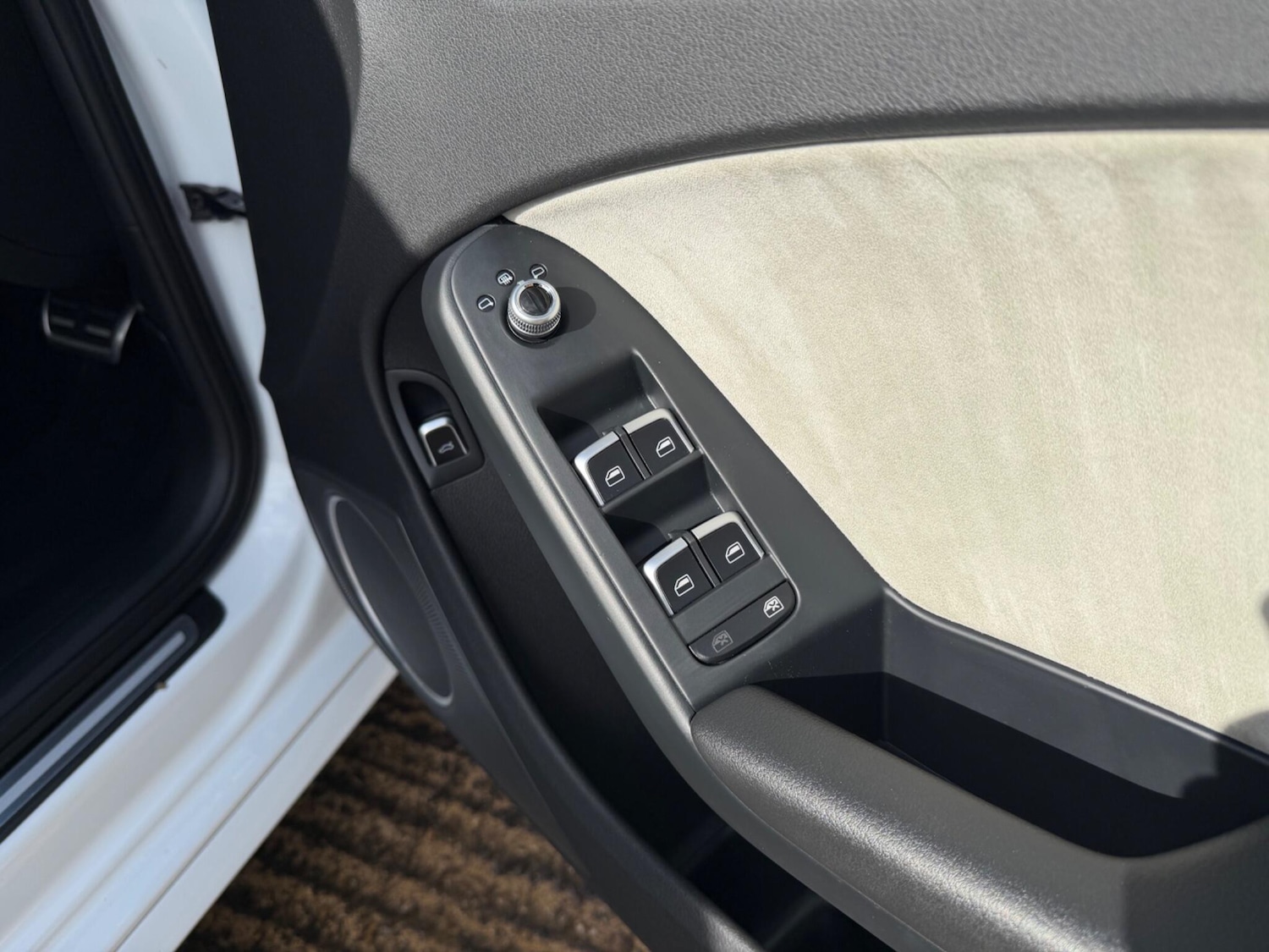 Used Audi S4 2015 for sale - 77633421: Photo 34