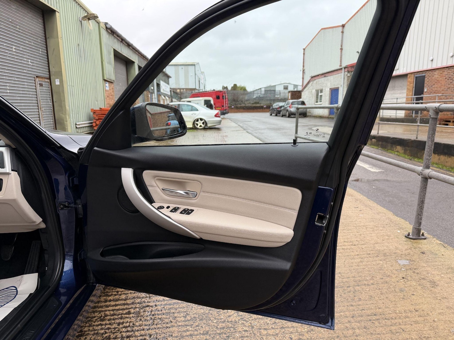 Used BMW 3 Series 2018 for sale - 76855767: Photo 13