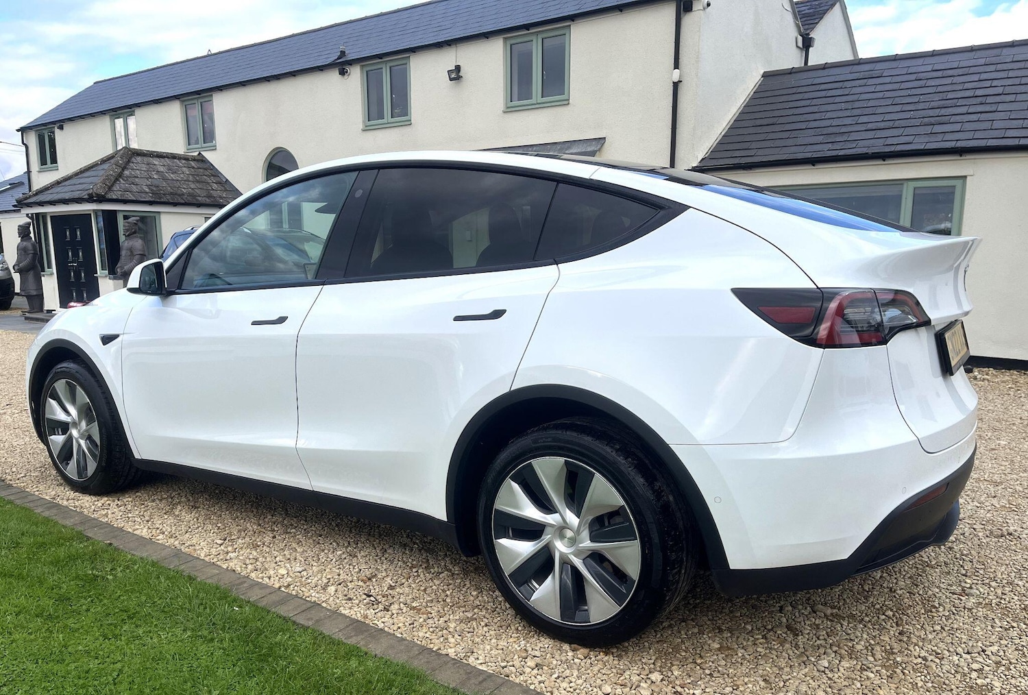 Used Tesla Model Y for sale - 77808415: Photo 4