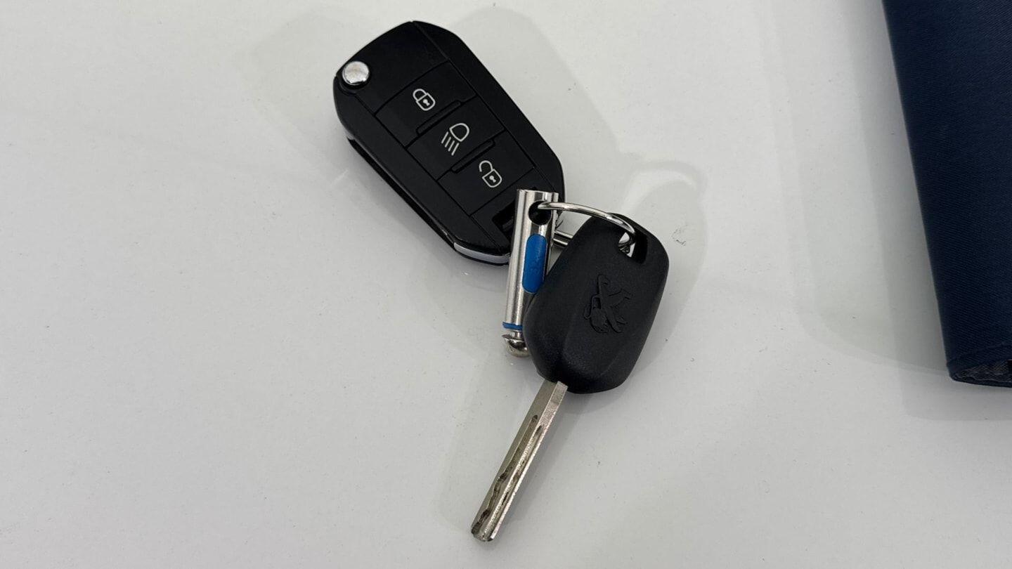 Used Peugeot 208 2016 for sale - 76166409: Photo 10