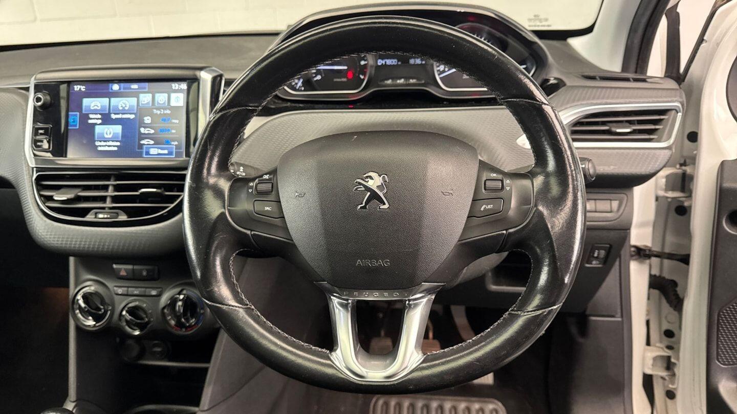 Used Peugeot 208 2016 for sale - 76166409: Photo 17
