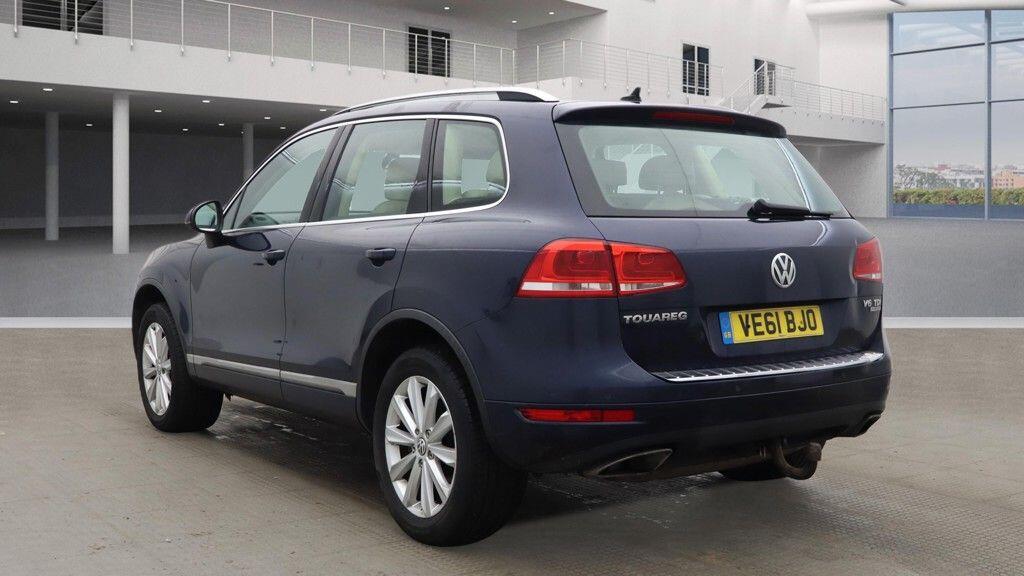 Used Volkswagen Touareg 2011 for sale - 77202773: Photo 3