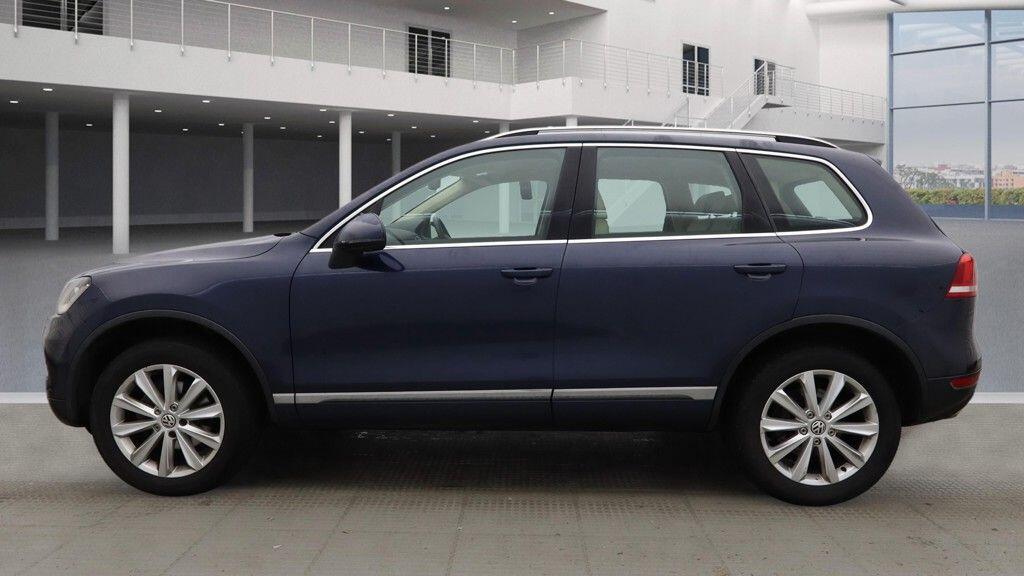 Used Volkswagen Touareg 2011 for sale - 77202773: Photo 6