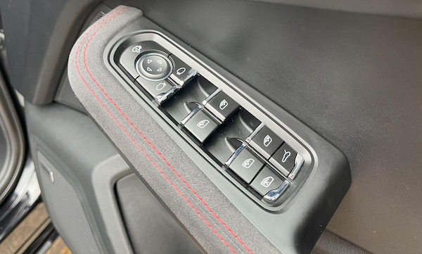Used Porsche Macan 2018 for sale - 74336655: Photo 29
