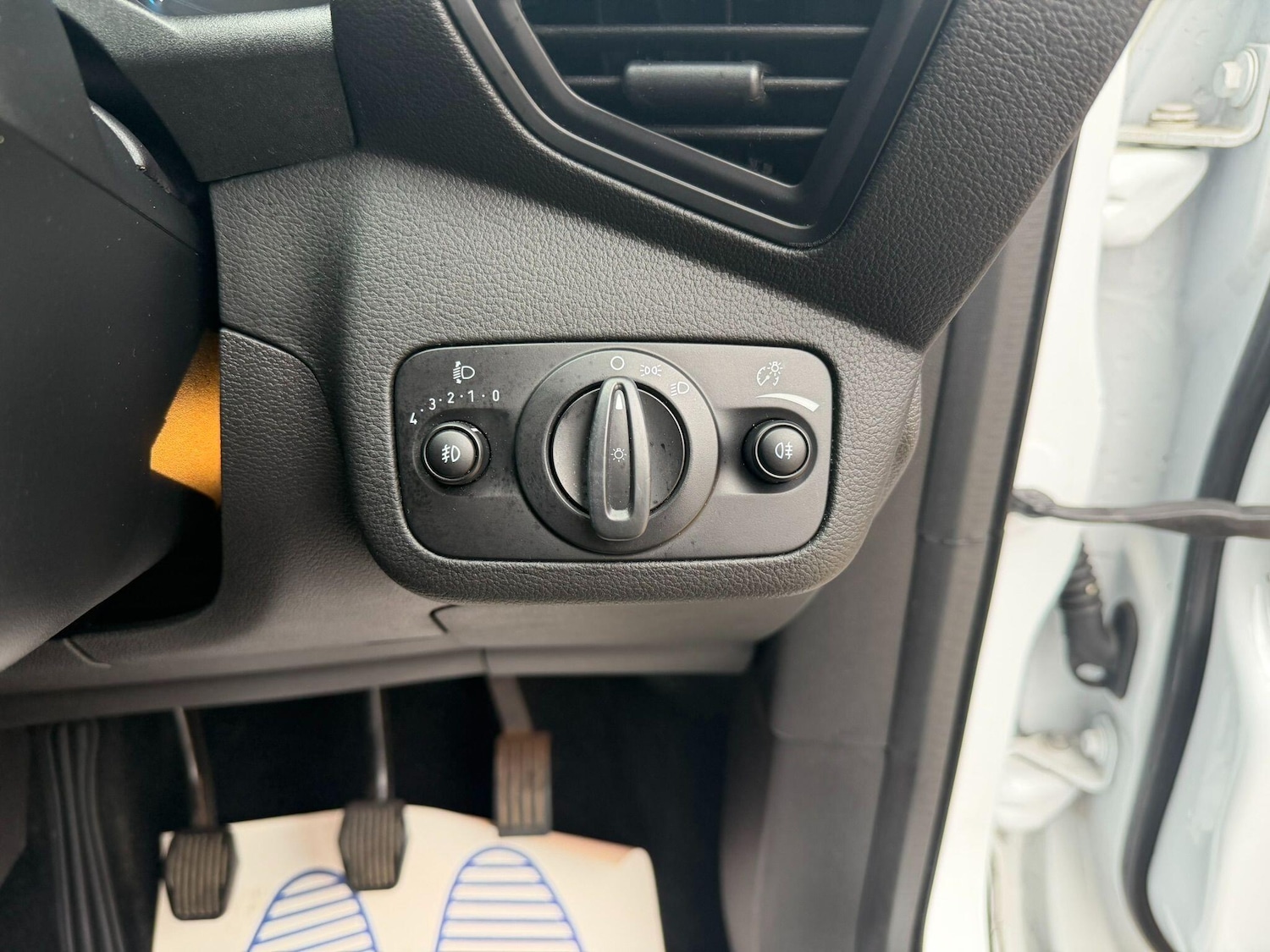 Used Ford Kuga 2018 for sale - 76174644: Photo 19