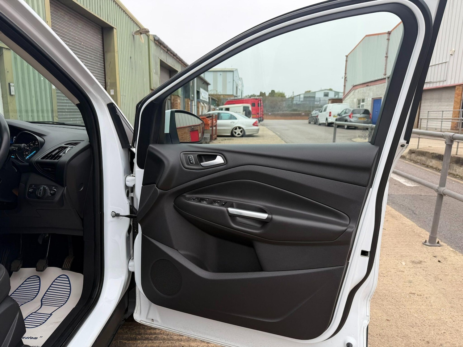 Used Ford Kuga 2018 for sale - 76174644: Photo 21