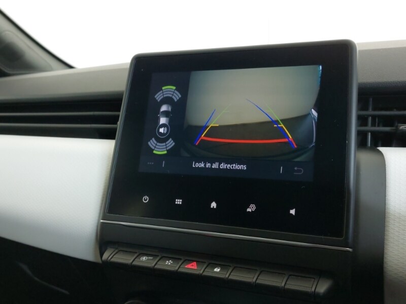 Used Renault Clio 2023 for sale - 77832400: Photo 15