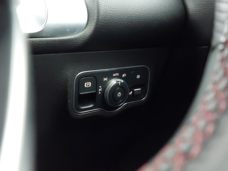 Used Mercedes-Benz GLB 2021 for sale - 77664388: Photo 13