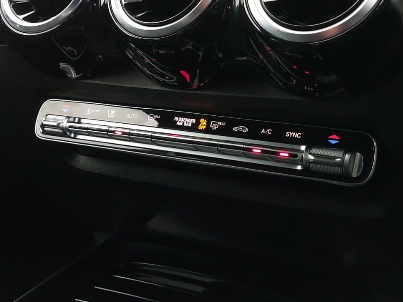 Used Mercedes-Benz GLB 2021 for sale - 77664388: Photo 16