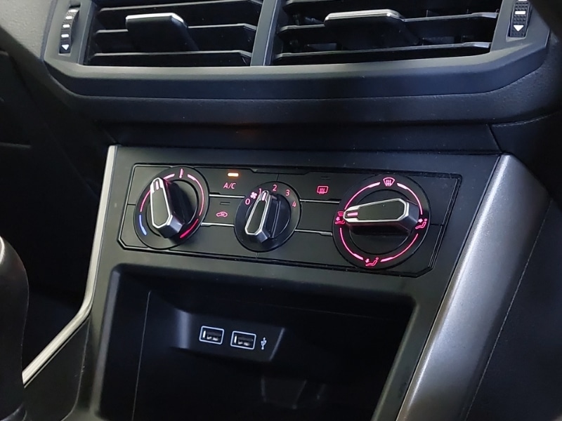 Used Volkswagen Polo 2018 for sale - 77947897: Photo 14