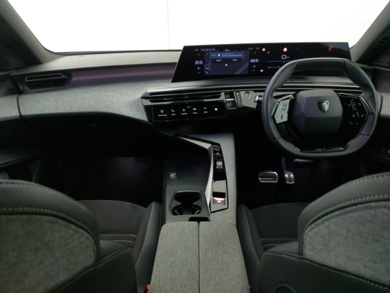 Used Peugeot 3008 2024 for sale - 77596591: Photo 2