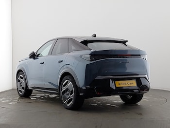 Used Peugeot 3008 2024 for sale - 77596591: Photo