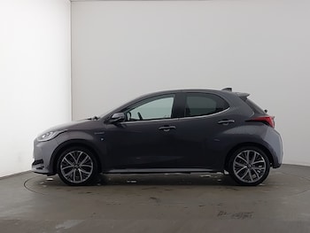 Used Toyota Yaris 2021 for sale - 77325016: Photo