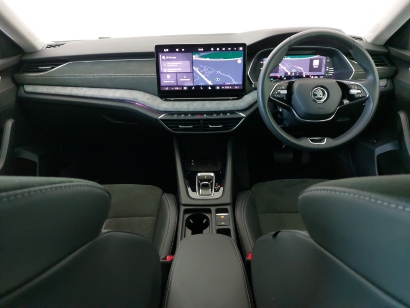 Used Skoda Octavia 2024 for sale - 78211458: Photo 2