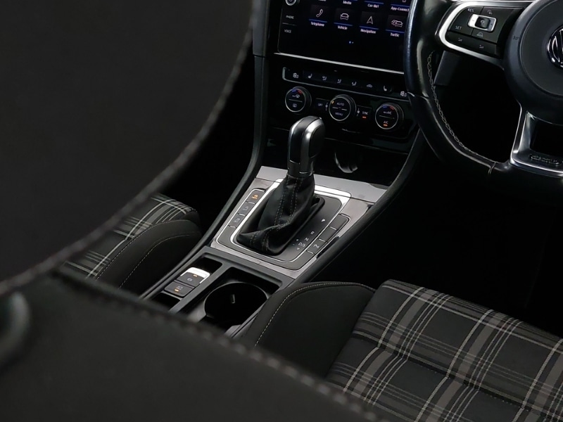 Used Volkswagen Golf 2018 for sale - 77827012: Photo 11