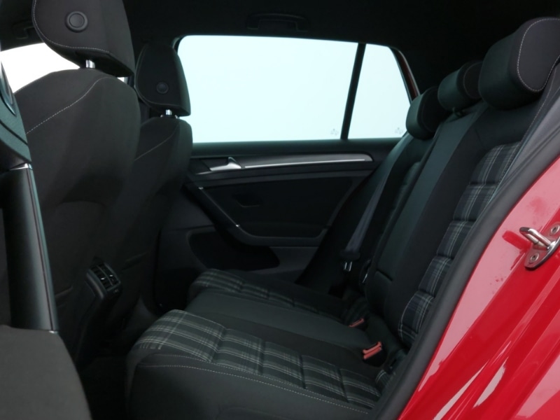 Used Volkswagen Golf 2018 for sale - 77827012: Photo 6