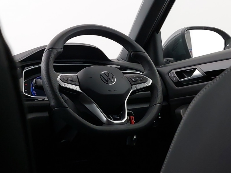 Used Volkswagen T-Roc 2025 for sale - 77066067: Photo 10