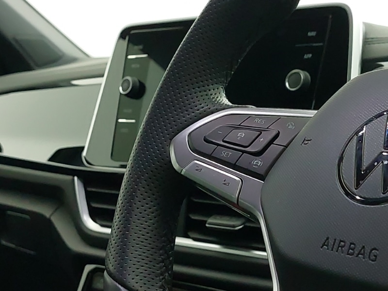 Used Volkswagen T-Roc 2025 for sale - 77066067: Photo 13