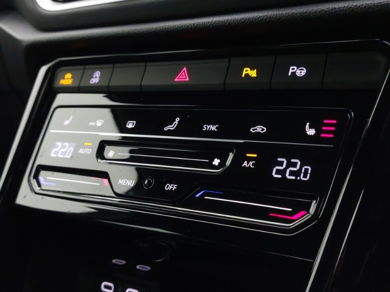 Used Volkswagen T-Roc 2025 for sale - 77066067: Photo 15