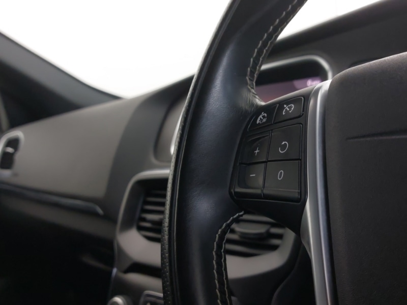 Used Volvo V40 2019 for sale - 77031881: Photo 14