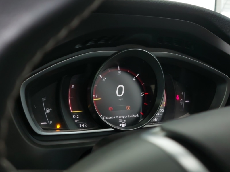 Used Volvo V40 2019 for sale - 77031881: Photo 18