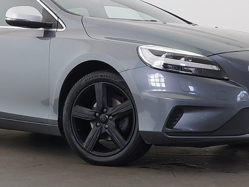 Used Volvo V40 2019 for sale - 77031881: Photo 9