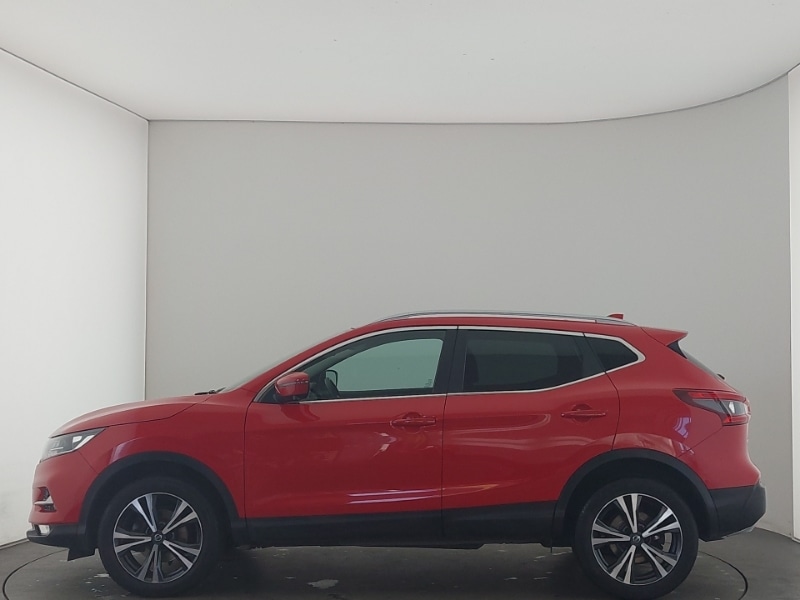 Used Nissan Qashqai 2017 for sale - 76602263: Photo 4