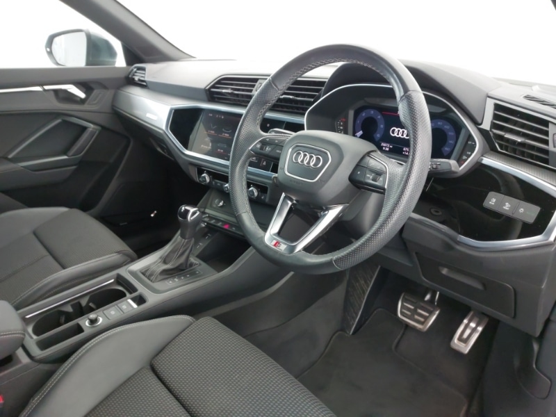 Used Audi Q3 2023 for sale - 76183284: Photo 11