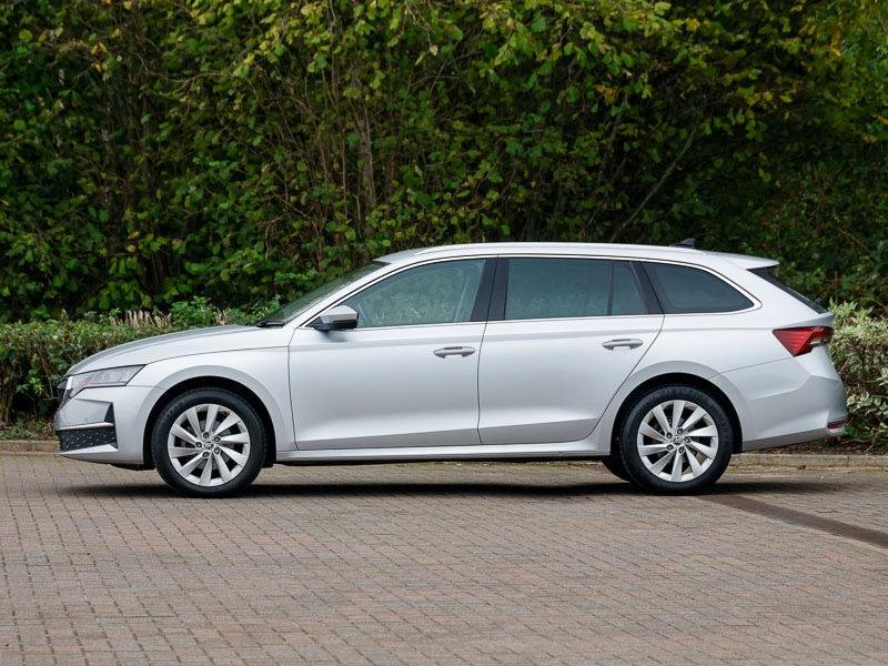 Used Skoda Octavia 2024 for sale - 76526399: Photo 4