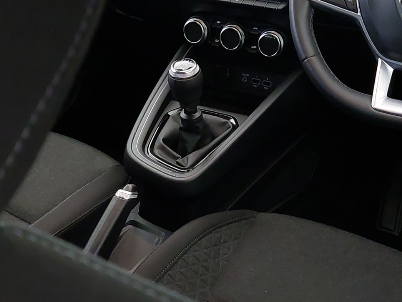 Used Renault Clio 2022 for sale - 77357992: Photo 11