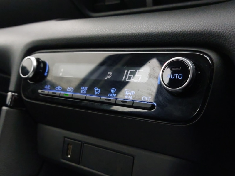 Used Toyota Yaris 2021 for sale - 76897647: Photo 17