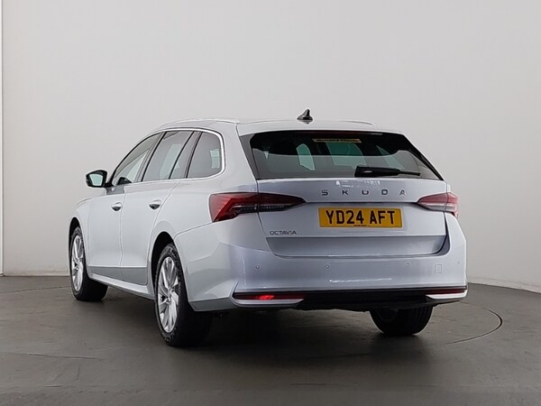 Used Skoda Octavia 2024 for sale - 75345281: Photo 3