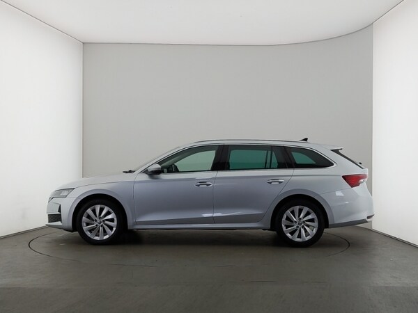 Used Skoda Octavia 2024 for sale - 75345281: Photo 4