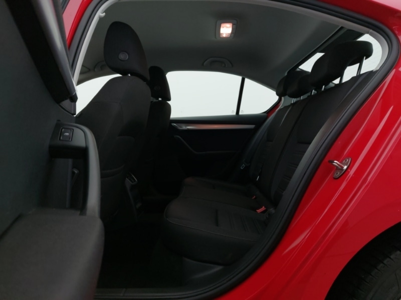 Used Skoda Octavia 2019 for sale - 77410216: Photo 6