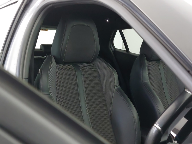 Used Peugeot 2008 2022 for sale - 77837721: Photo 12