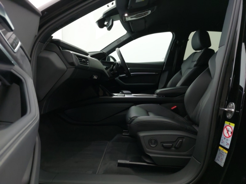 Used Audi e-tron 2022 for sale - 76959157: Photo 5