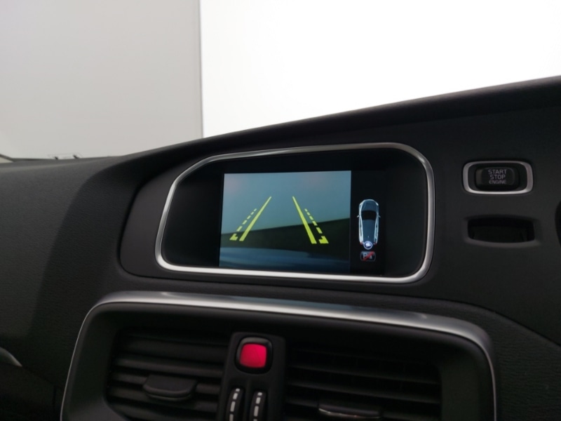 Used Volvo V40 2016 for sale - 76885419: Photo 17