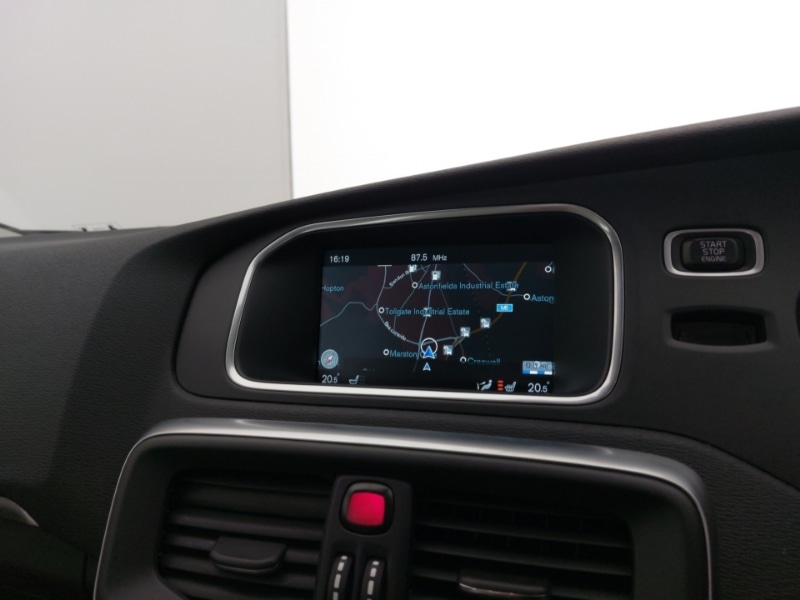 Used Volvo V40 2016 for sale - 76885419: Photo 18